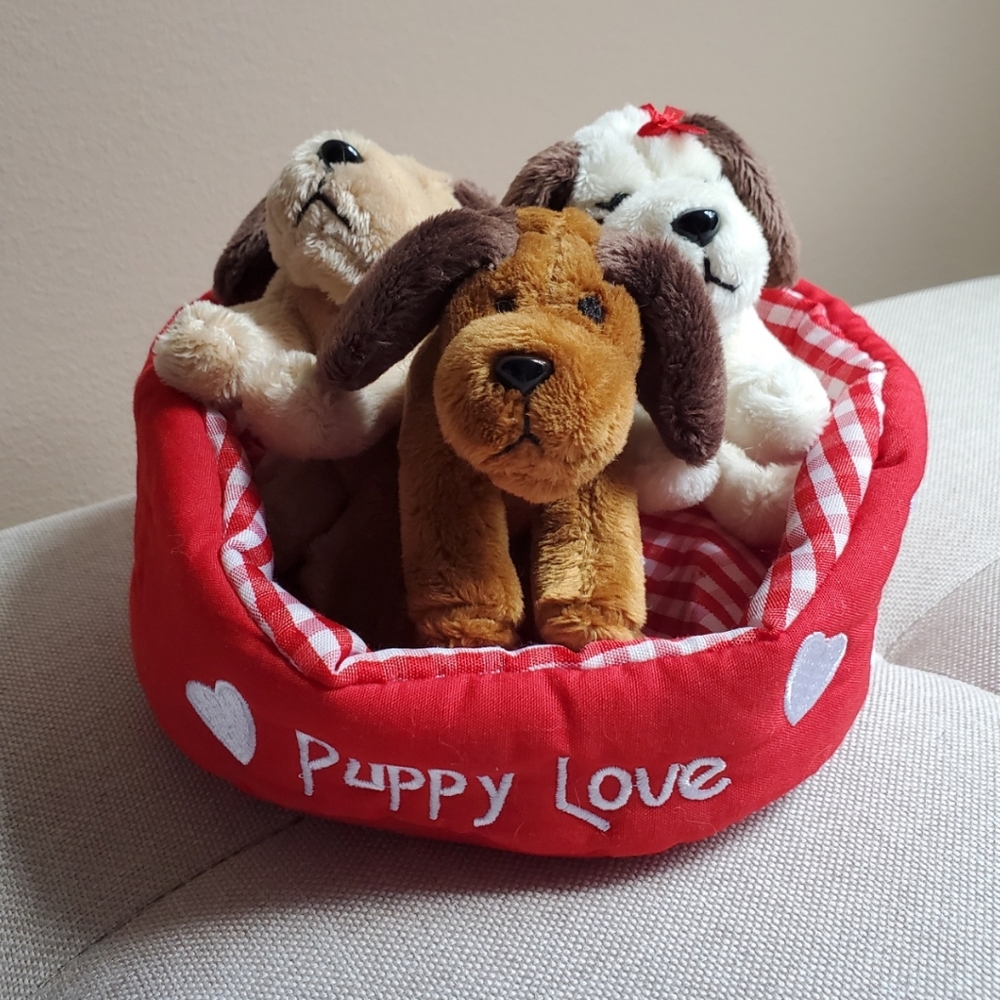 Vintage USPS Love stamp puppy love dog basket with 3 little plush dogs